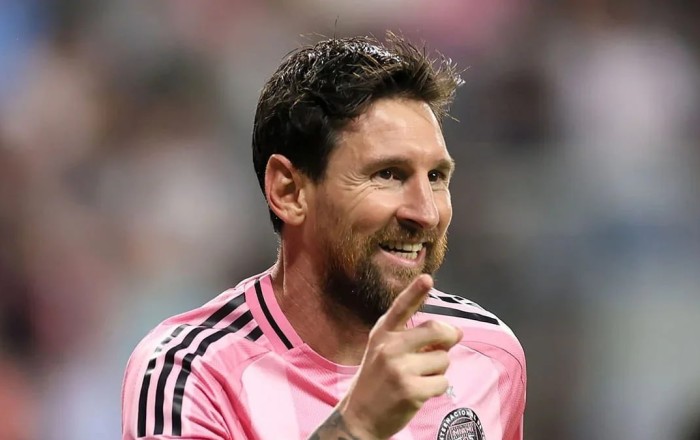 Messi İspaniya kralı ilə şam yeməyinə dəvət edildi –