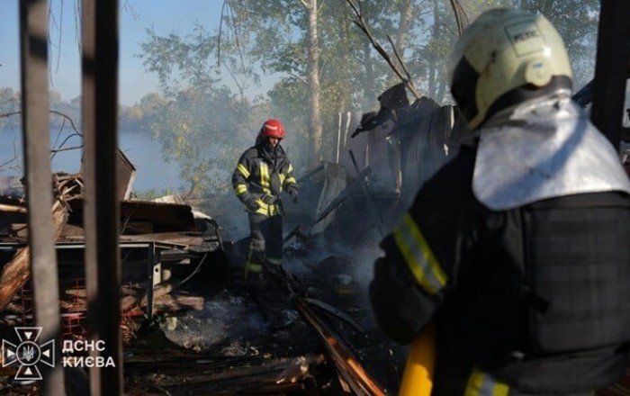 Azerbaijani restaurant in Kyiv hit amid Russian attack - Photo