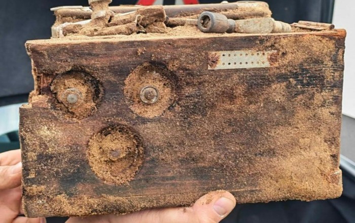 Meşədə 1939-cu ilə aid telefonlar tapıldı:
