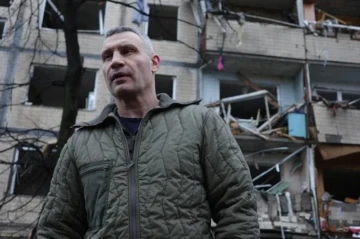 Rusiya Kiyevdə məktəbi vurdu