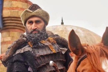 Beynəlxalq axtarışa verdiyimiz şəxsi türk aktyorla səhv saldılar – Erməni mediasının