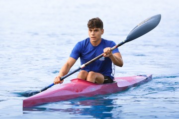 Kayak və kanoeçilərimiz Gürcüstanda yarışda iştirak edəcəklər -
