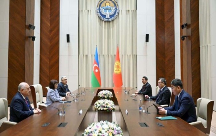 Президент Кыргызстана принял Сахибу Гафарову