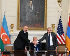 “Mənim təşəbbüsümlə Trampı Nobel Sülh Mükafatına birgə namizəd göstərmişik”