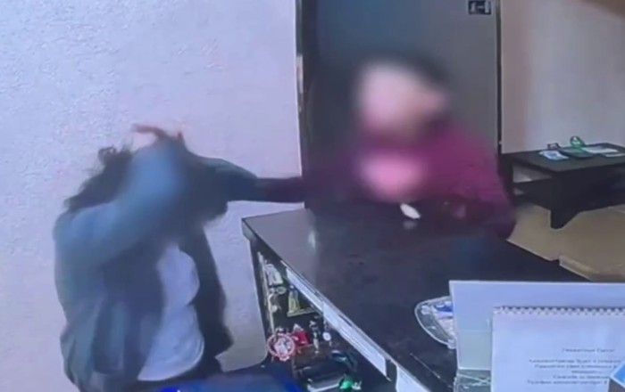 Sərxoş kişi 67 yaşlı qadını vəhşicəsinə döydü –