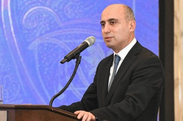 “Əməyinizin nəticələrindən qürur duymağı arzulayıram” - Nazirdən təbrik