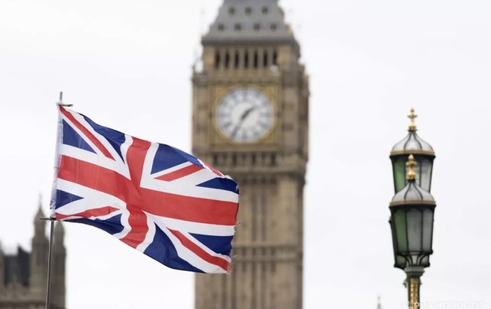 Müdafiə naziri: Britaniya 1000 gün ərzində müharibəyə hazır olmalıdır