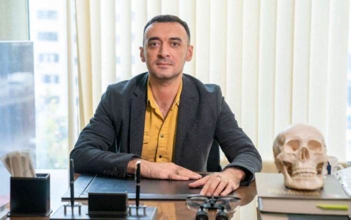Həkim nə etsin: qəpik-quruşa işləsin, rüşvət alsın, yoxsa ölkədən getsin?
