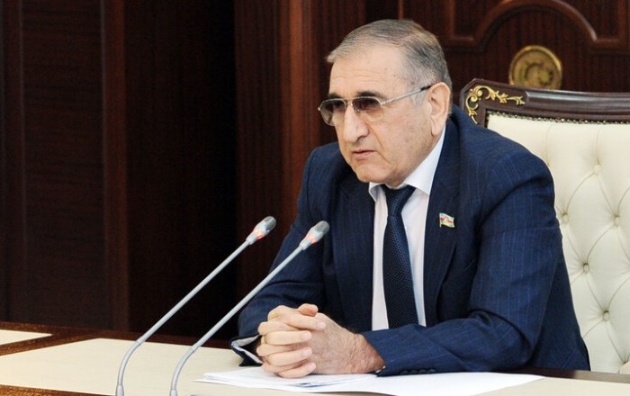 Deputat: Bəzi məhsulların qiymətlərinin artması hər birimizi ciddi düşündürür