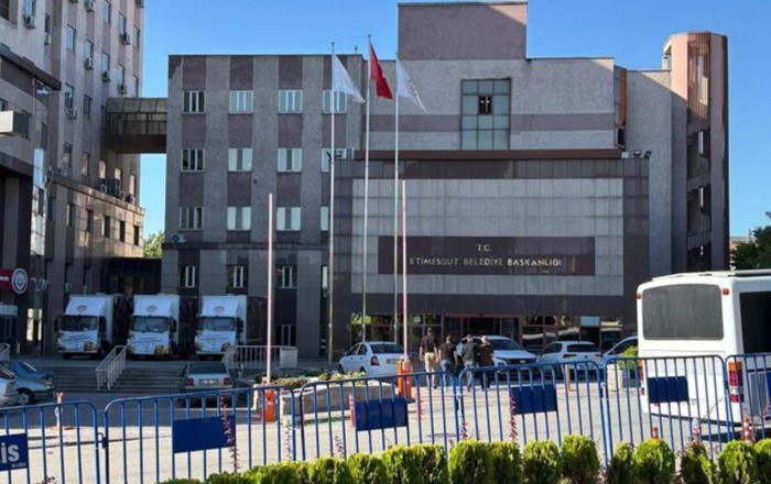 Beşikçioğlunun iki müavini də saxlanıldı