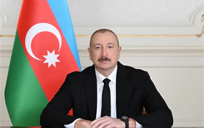 Ильхам Алиев принимает участие в заседании Совета глав государств СНГ в узком составе