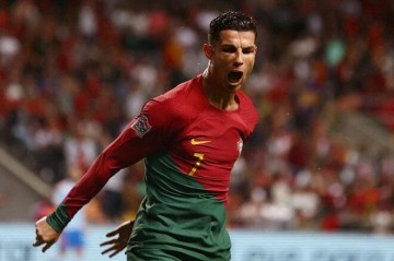 Leao takes Ronaldo’s No. 7 shirt for Portugal