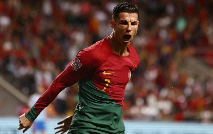 Leao takes Ronaldo’s No. 7 shirt for Portugal