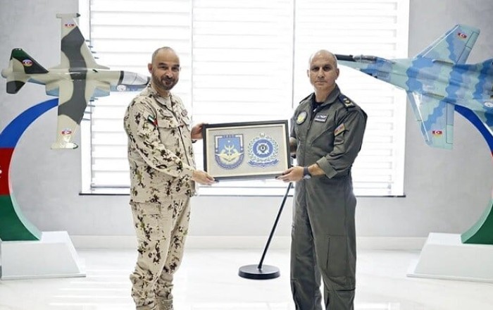 Azerbaijan and UAE Air Force Commanders meet