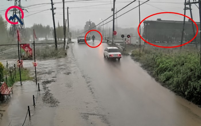 Maşından son anda qaçmasaydı, faciə olacaqdı - Ölümlə üz-üzə qaldı+Video