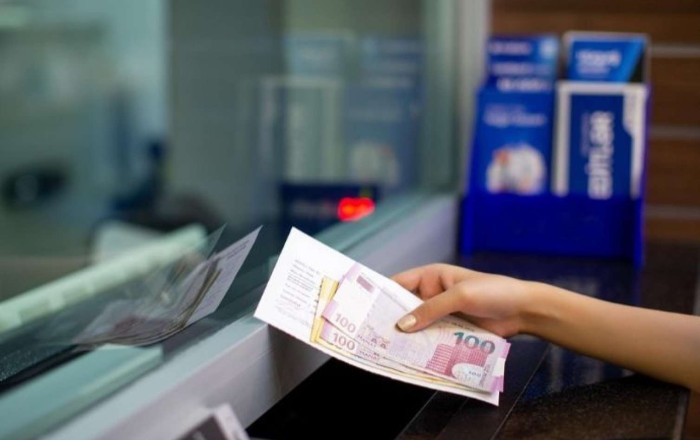 Pulumuzu banka qoyarkən nəyə diqqət etməliyik?