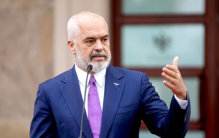 Albaniyanın Baş naziri Rusiya və İranı ittiham etdi -