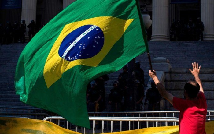 Braziliyada prezident seçkiləri ikinci tura qalıb
