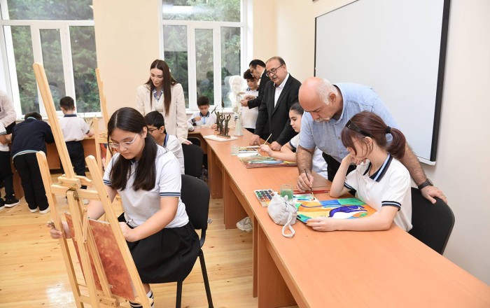 İncəsənət Gimnaziyası təmirdən sonra istifadəyə verildi - Fotolar