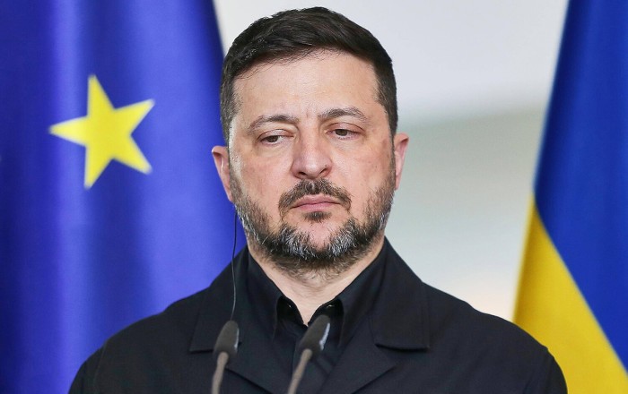 Trampın “Zelenskini dəyişin” tələbinə Böyük Britaniyadan reaksiya