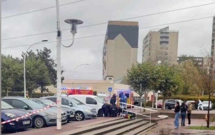 Fransada naməlum şəxs insanlara atəş açdı - 1 ölü, 4 yaralı