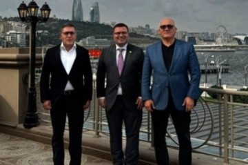Avropa Ağırlıqqaldırma Federasiyasının prezidenti Bakıdadır