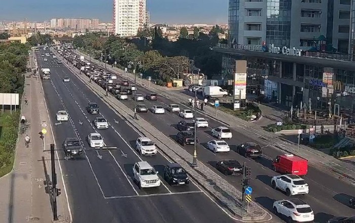 DİQQƏT: Bu yollarda tıxac var - SİYAHI