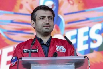 Ərdoğandan Bayraqdara -