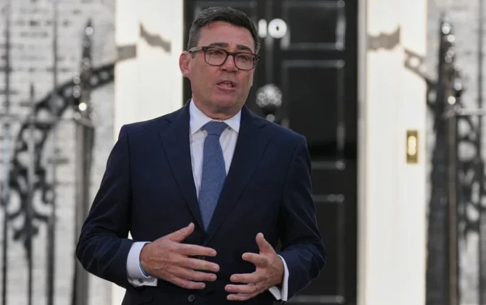 Baş nazirdən sensasion iddia: “Brexit” səsverməsinə Rusiya müdaxilə edibmiş