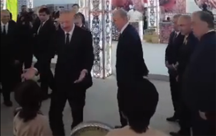 “Mən də səni çox istəyirəm” -