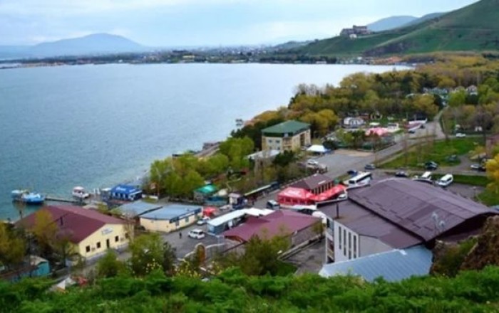 Ermənistan və Qırğızıstan Göyçə gölü ilə bağlı sənəd imzaladı