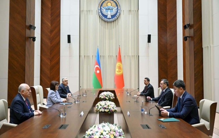 Sahibə Qafarova Qırğızıstan Prezidentinin