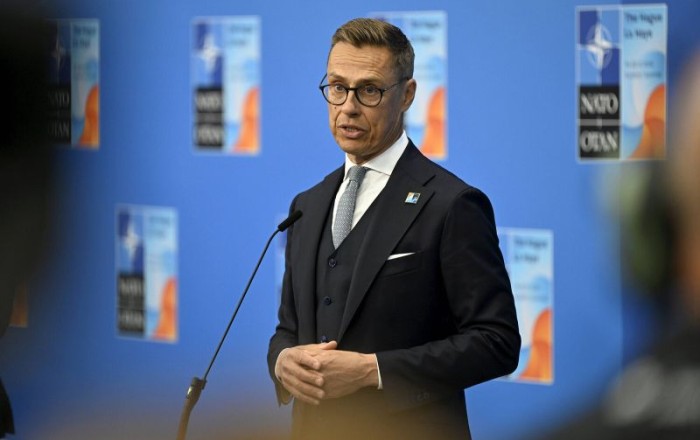 Стубб намерен посетить Осло для встречи с Зеленским