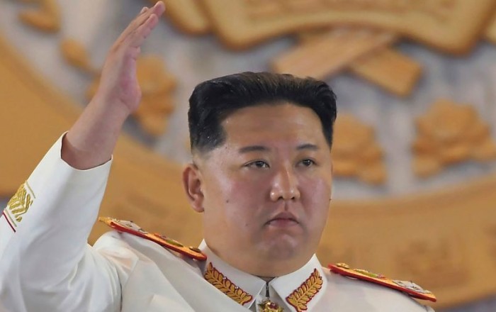 Putin Kim Çen İni mükafatlandırdı