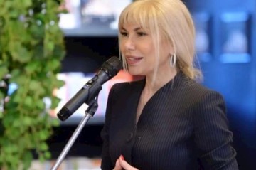 "Televiziya tarixində ən xoşbəxt nəsil bizik"