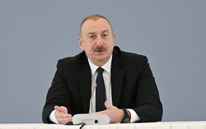 President Ilham Aliyev speaks about Armenia-Azerbaijan peace process in Budapest