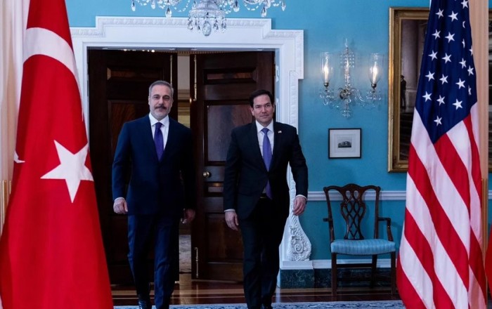 Fidan Rubio ilə Ukraynanı müzakirə edib