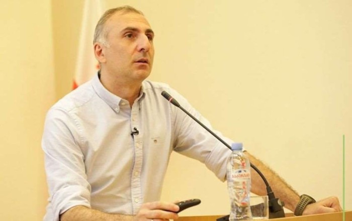 Tbilisidə terrorizmdə ittiham olunan müxalif siyasətçiyə 13 il həbs cəzası verilib