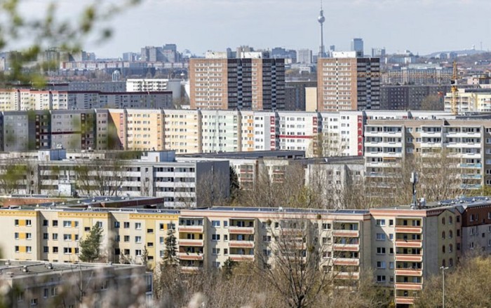 Almaniyada 1970-ci illərdə tikilən panel evlər memarlıq abidələri kimi tanınıb