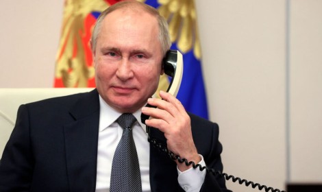 Putinin Əliyevə zəngi -