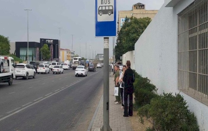 AYNA məsuliyyətsizlik edir: Prospektdə pavliyon problemi