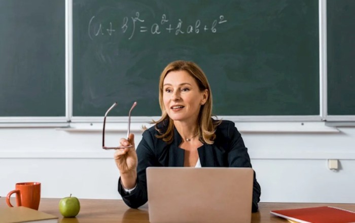 Müəllimlərin əmək müqaviləsi hansı halda uzadıla bilər?