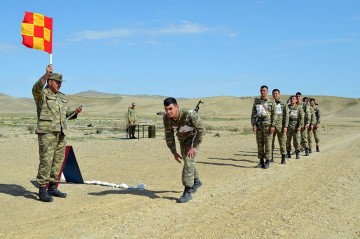 Azərbaycan Ordusunda hərbiləşdirilmiş kross birinciliyi keçirilib -