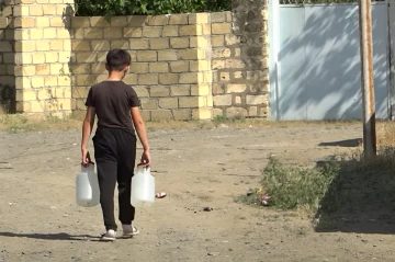 Ağcabədi sakini: "Sudan çox korluğumuz var, zülm çəkirik" -