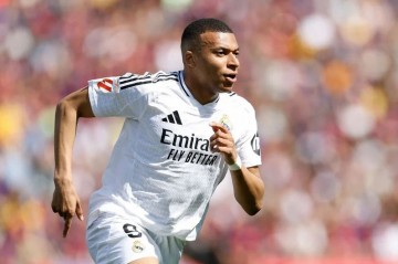 Kilian Mbappe xəstəxanaya yerləşdirilib