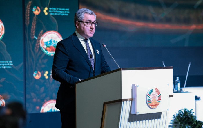Azerbaijan Food and Beverage Industrialists Association signs two cooperation documents with Tajik institutions