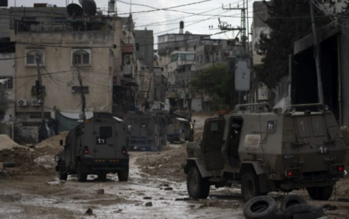 Israeli forces enter several settlements in southern Syria