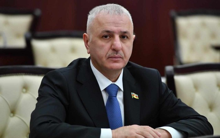 Ölkələrin uğuru müstəqil siyasi iradədən daha çox asılıdır