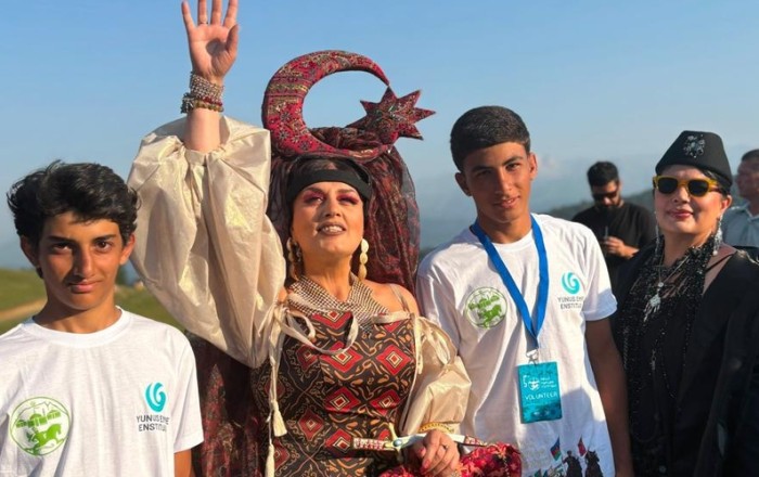 Elza Seyidcahandan Milli Yaylaq Festivalında örnək addım -