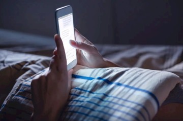Ərinin mesajlarını oxuyan qadınlar cərimələnə bilər —